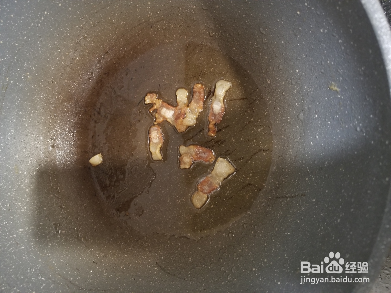 怎么做猪油渣炒小白菜？