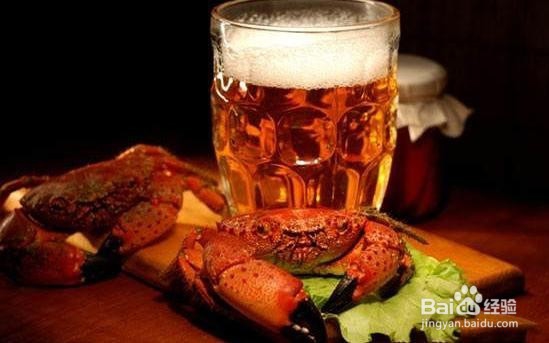 除了吃药，痛风患者应该怎样预防缓解症状发生