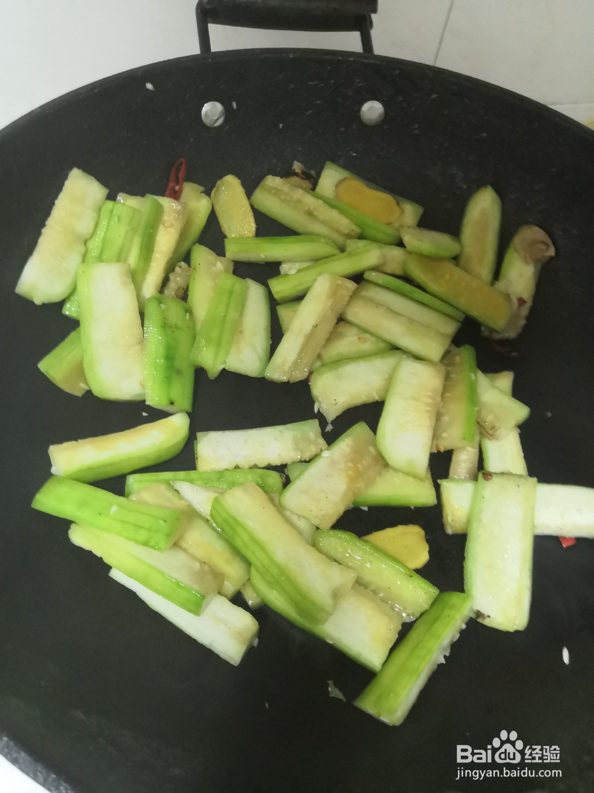 家常炒丝瓜的做法