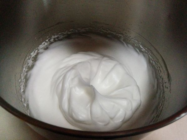 长颈鹿斑纹蛋糕卷