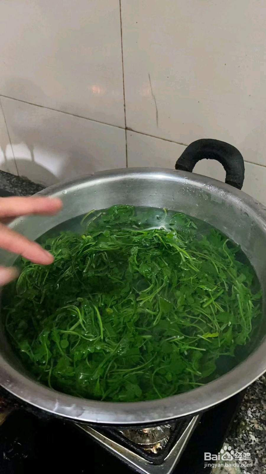 荠菜饺子的做法