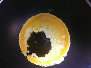 养生食补韭菜花炒鸡蛋的做法