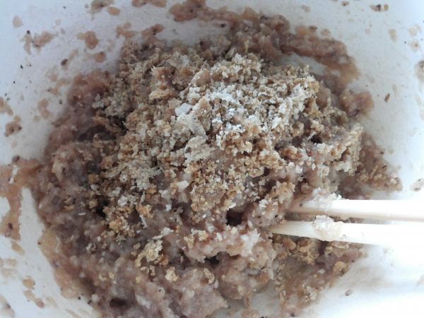 鸡肉核桃仁水饺