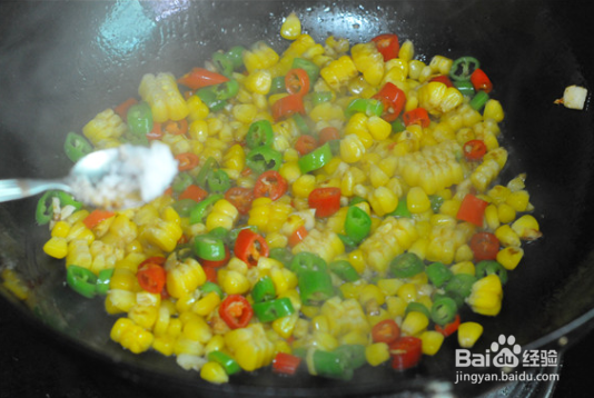 青辣椒炒玉米的做法