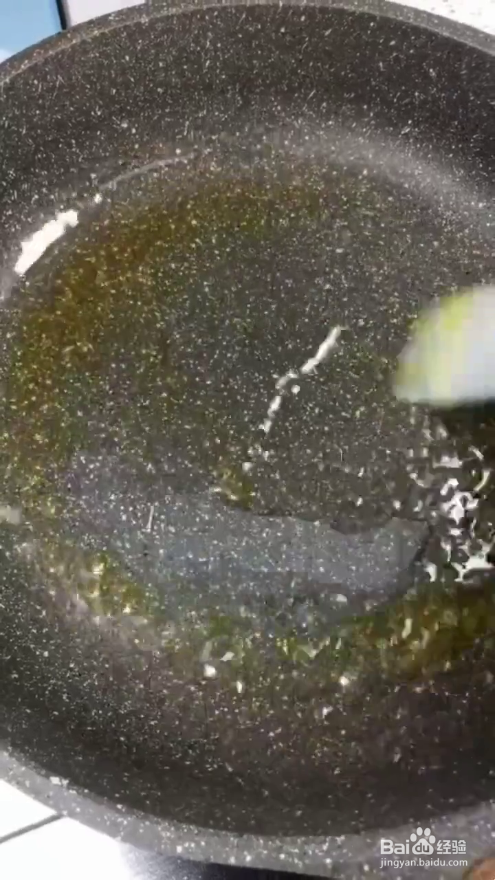 如何制作好吃的砂锅炖羊肉？