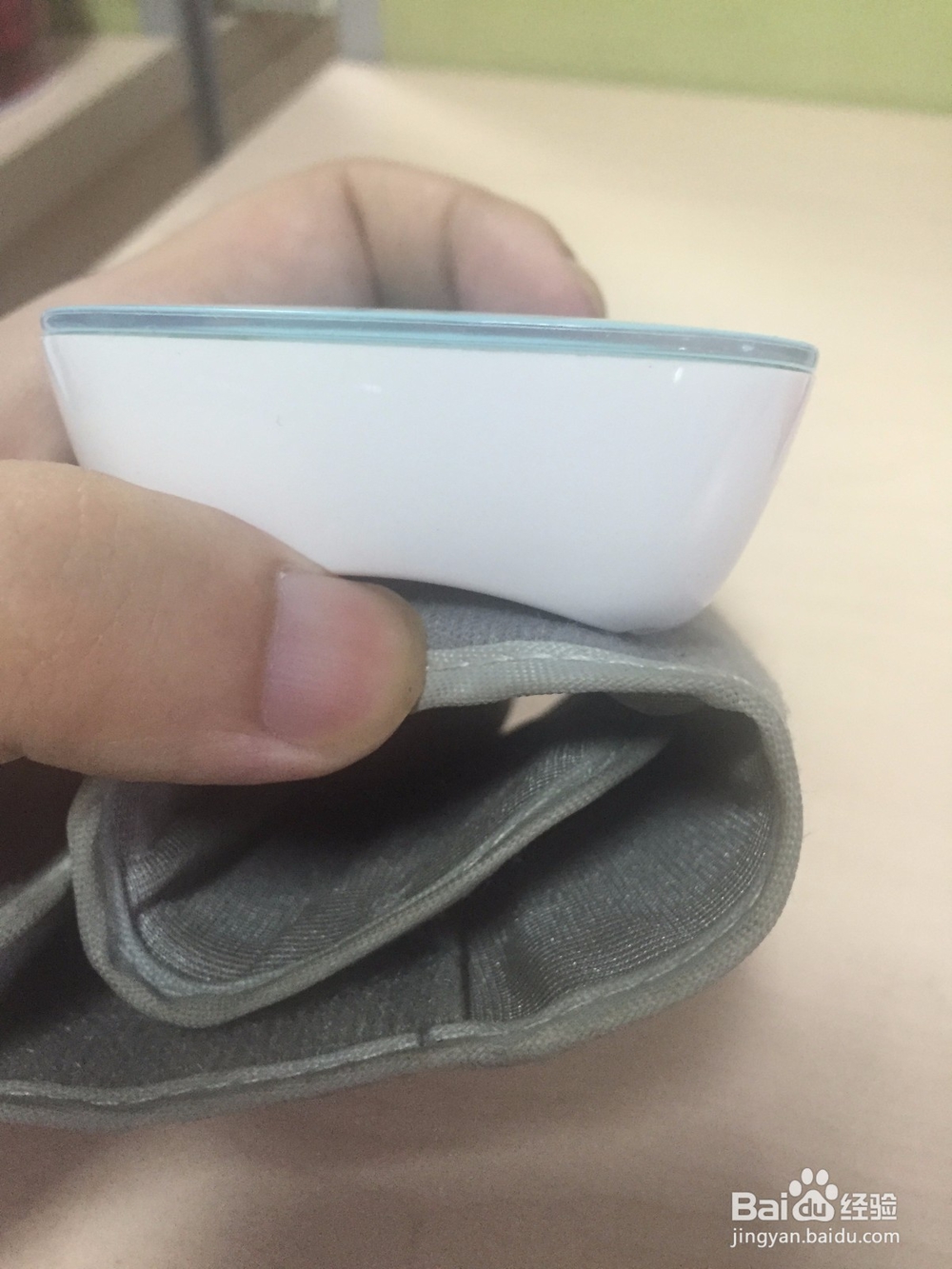 心云血压计如何更换碗带