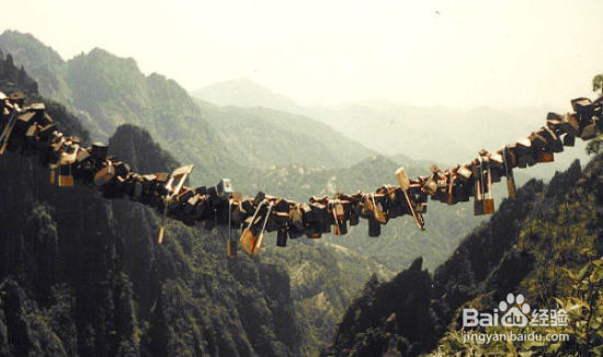 世界上10大能“锁”住爱情的地方