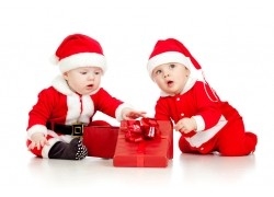 给新生儿洗澡时还要注意什么