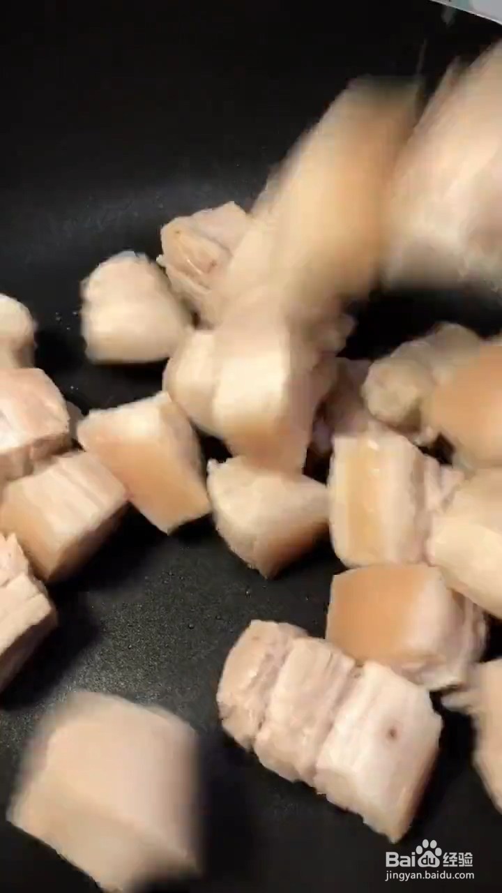 如何制作红烧肉焖蛋