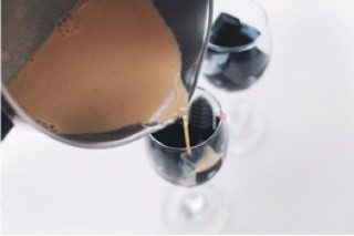 教你在家自制清晨茶品仙草冻奶茶