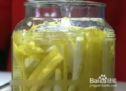 怎样用柚子皮做洗洁精？