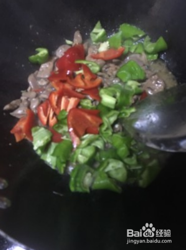 青椒炒鸡肝鸡胗
