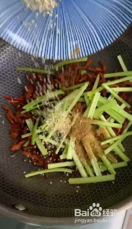 如何制作干煸肉丝？