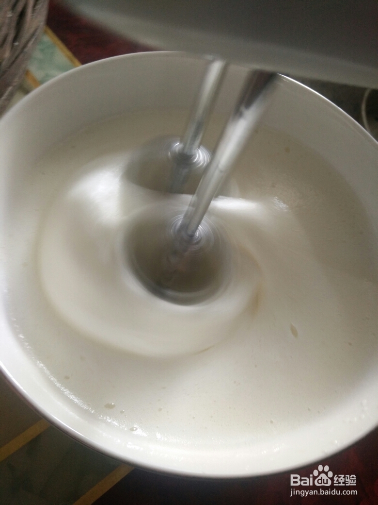 妈妈教我做的炼乳纸杯蛋糕