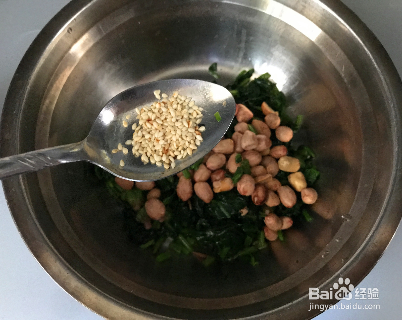 凉拌菠菜的做法