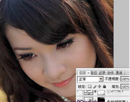 PS调出美女头像图片经典的朦胧紫色调