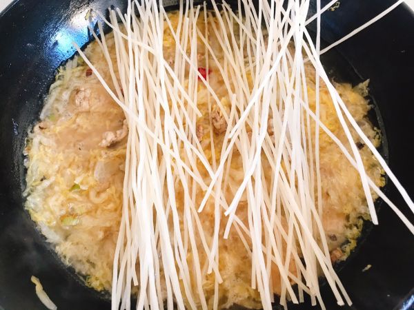 酸菜猪肉炖粉条