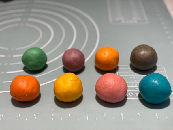 彩色玛格丽特小饼干