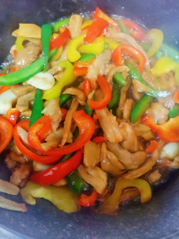 彩椒爆炒猪肚丝