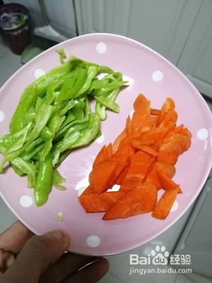 尖椒炒鸡胗做法
