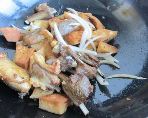 风味馕羊排制作步骤