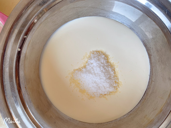 美味酸奶巧克力慕斯