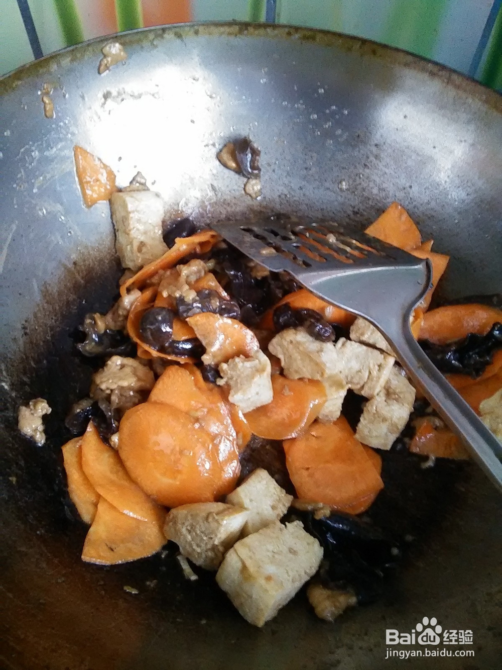 全家菜——大白菜木耳猪肉炖冻豆腐