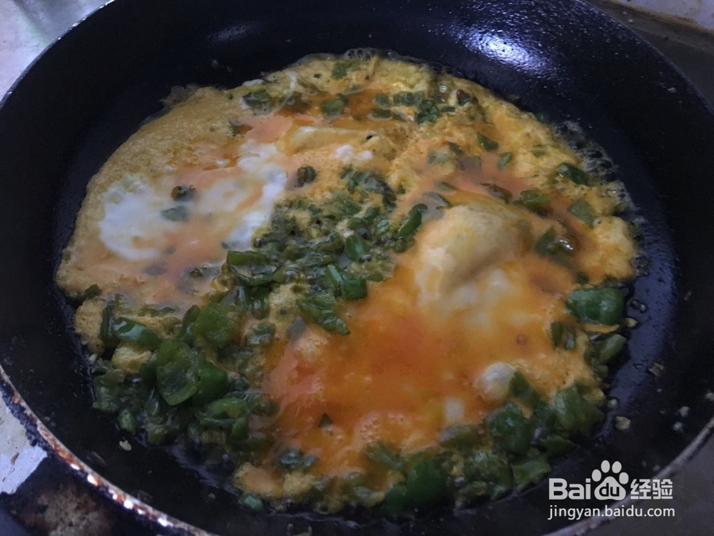 青椒炒鸡蛋怎么做呢