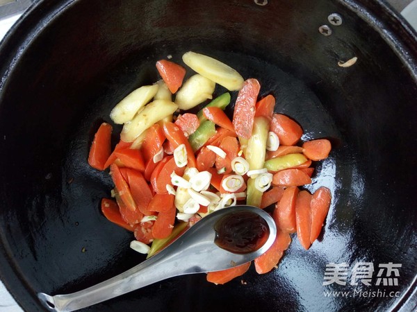 蚝油西兰花炒萝卜