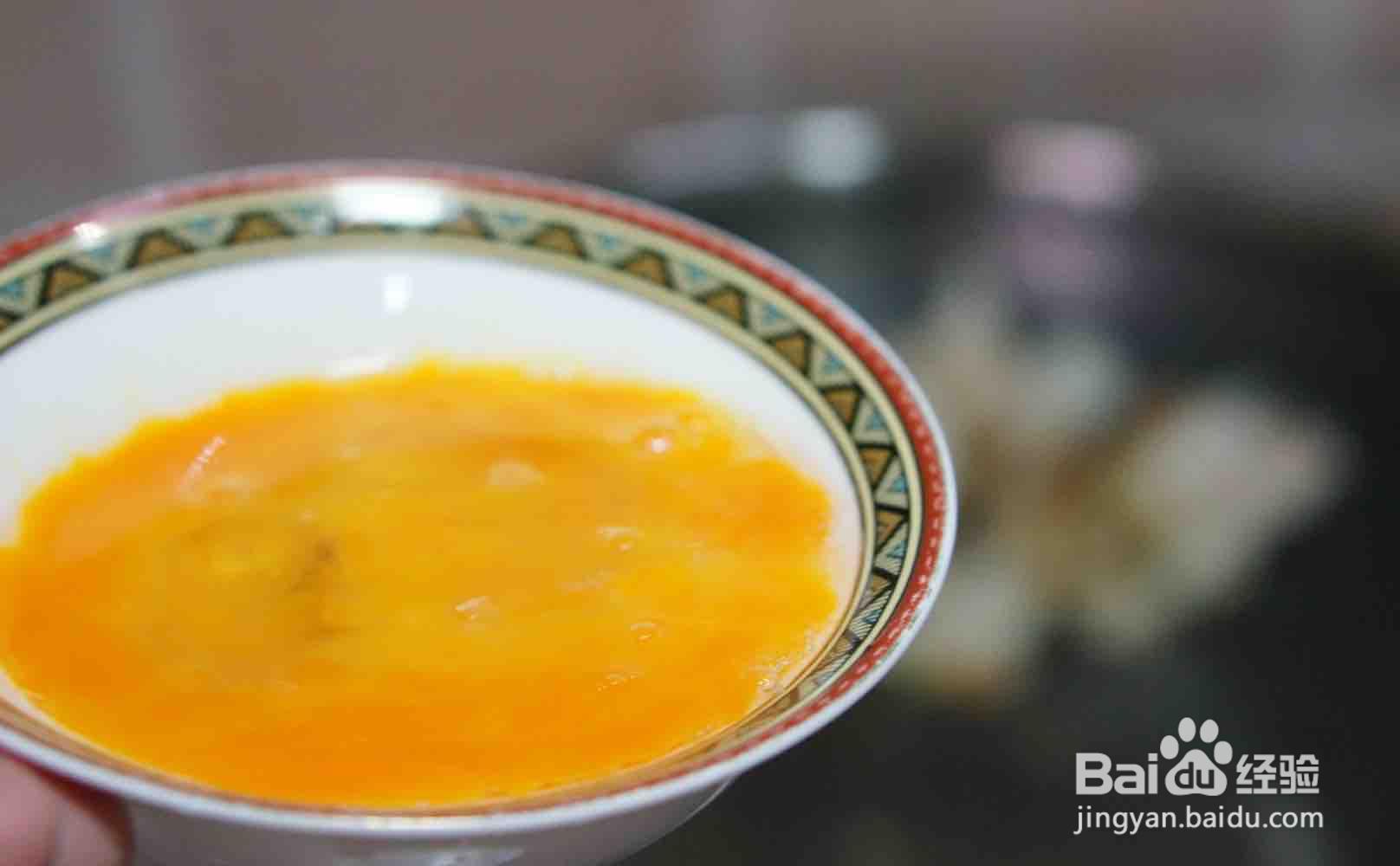 一步步做好吃的油渣花菜炒年糕