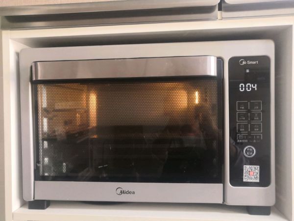 自制海鲜至尊披萨