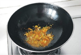 【酸汤金针肥牛】无法抗拒的酸辣诱惑 点赞哦