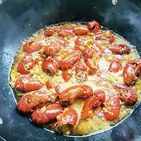 美味蒜泥小龙虾