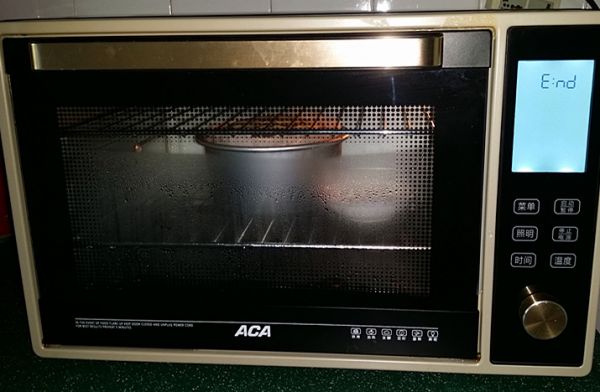 轻乳酪拉花蛋糕