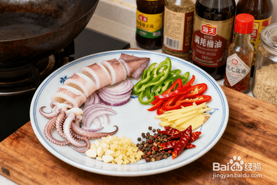 爆炒鱿鱼须：香辣够味，脆嫩不嚼不动，超下饭