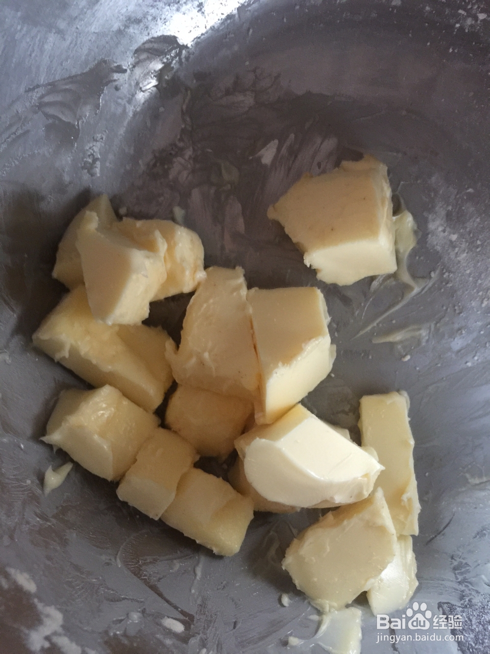 新手简单做黄豆粉什锦葡萄干司康