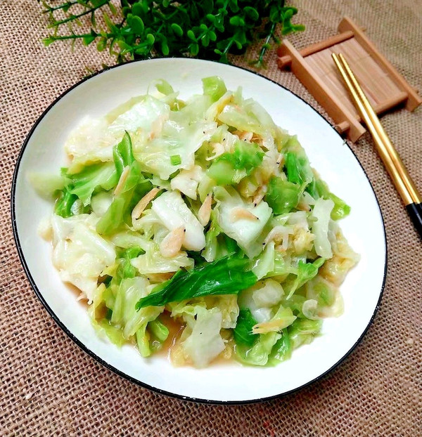 就吃虾皮炒包菜