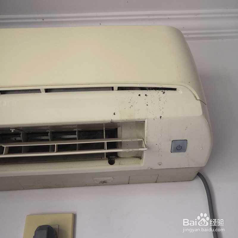 <b>简单便捷解决空调室内机漏水的办法</b>