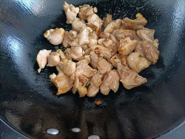 红烧鸡腿肉土豆