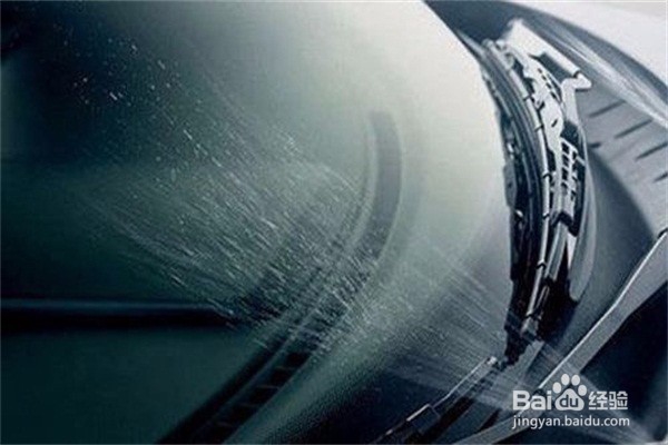 汽车喷不出玻璃水怎么办