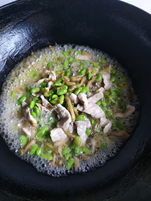 榨菜肉丝炒毛豆