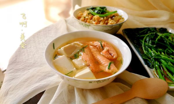 味增三文鱼排豆腐汤