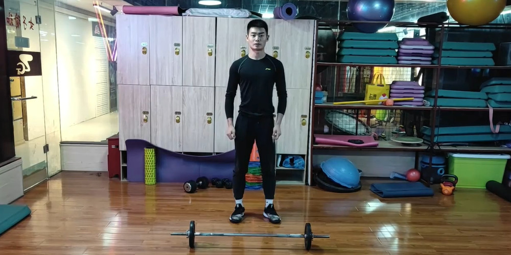 如何训练三角肌中束
