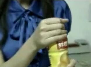 怎么分辨饮料里有没有再来一瓶