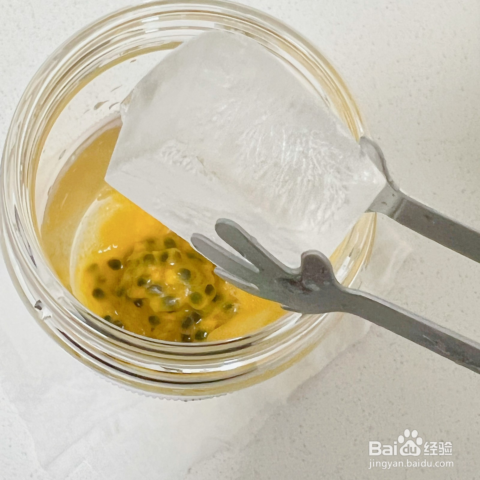 养生茶百香果金菠萝做法