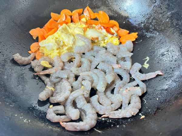 鲜美可口炒虾仁