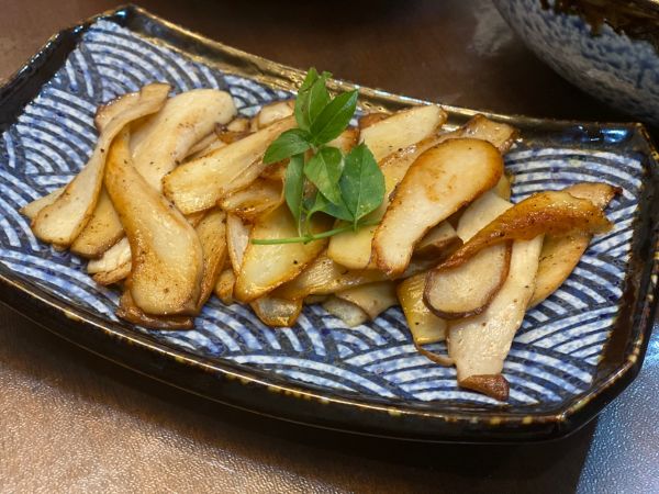 黄油煎黑胡椒杏鲍菇片