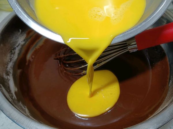 巧克力夹层古早蛋糕