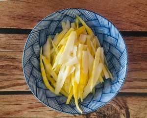 健康养生佳品竹笋炒肉的做法