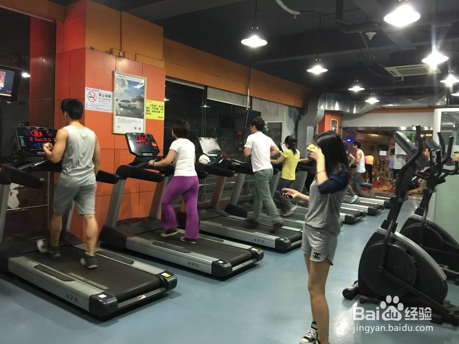 新手如何在健身房健身